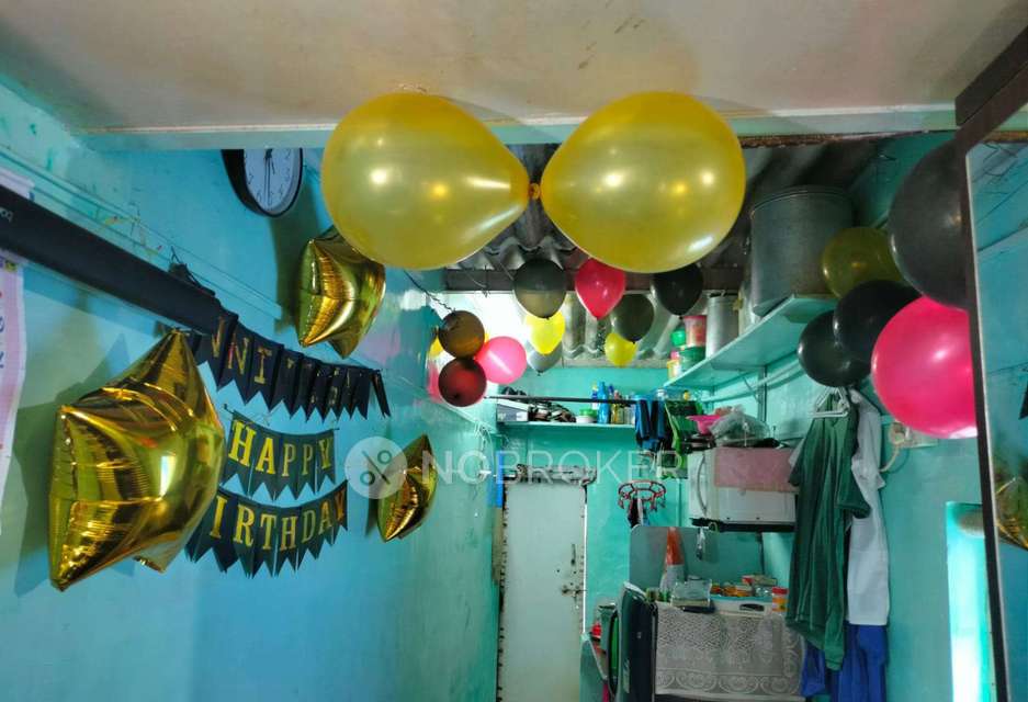 1 RK House For Sale  In Vile Parle West