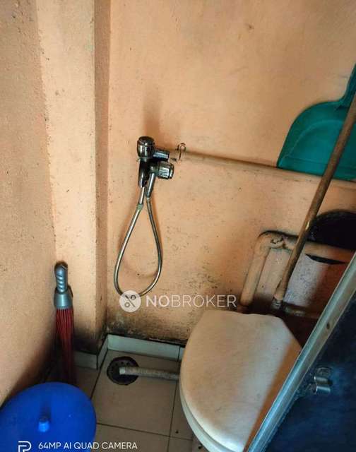 1 RK House For Sale  In Vile Parle West