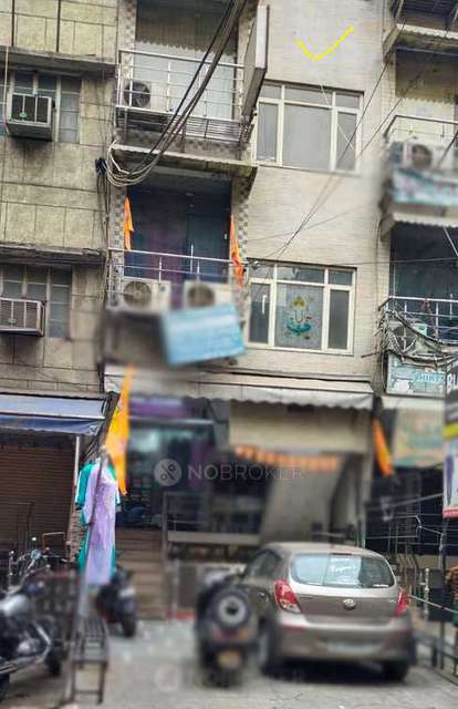 Showroom in Karol Bagh, Delhi for sale