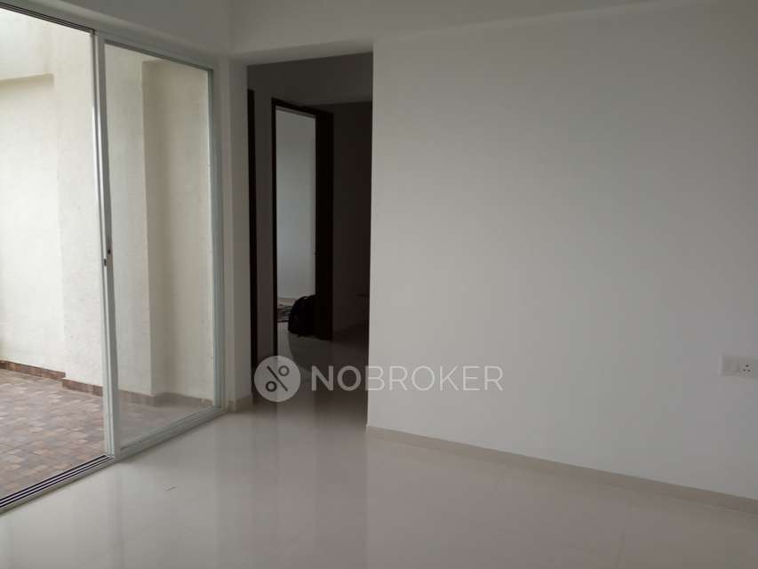 1 BHK Flat In Majestique Aqua  For Sale  In Phursungi