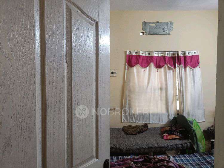 PG for Boys in Anna Street