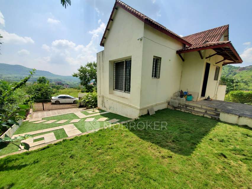 2 BHK Villa In Carcanet Royal  for Rent  In Purandar