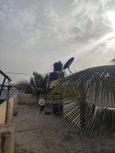 4+ BHK Flat For Sale  In Kodipur