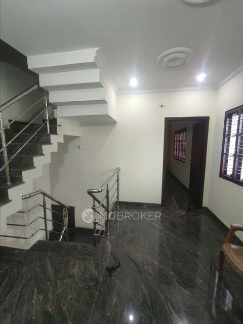 4+ BHK Flat For Sale  In Kodipur