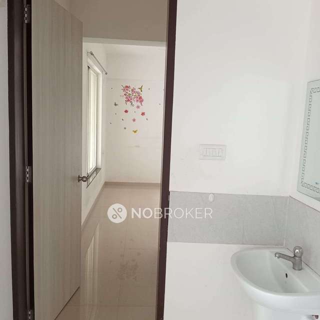 2 BHK Flat In Mont Vert Vesta For Sale  In Pirangut