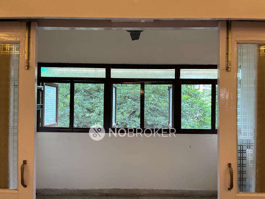 2 BHK Flat In Narwana Apartments for Rent  In Patparganj, East Delhi, New Delhi