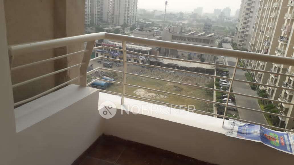 3 BHK Flat In Raheja Vedaanta Floors For Sale  In Sector-108