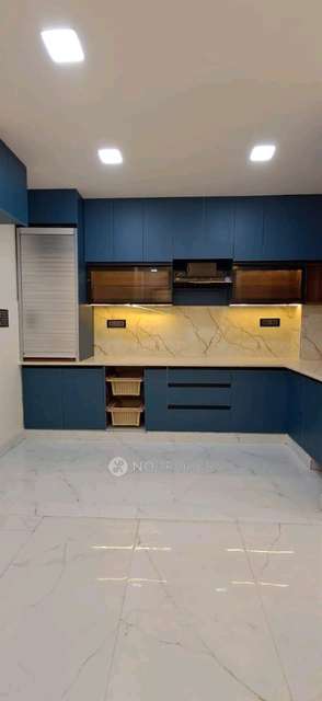 3 BHK Flat In Mansarovar Park For Sale  In Shahdara