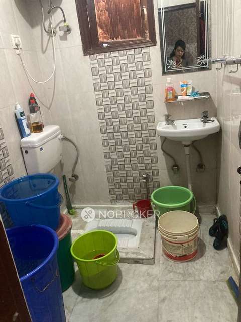 2 BHK Flat In Green Residency Welfare Society  For Sale  In Mehrauli