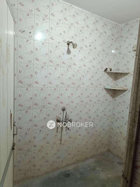 1 BHK Flat In Kamthe Complex For Sale  In Pimple Nilakh