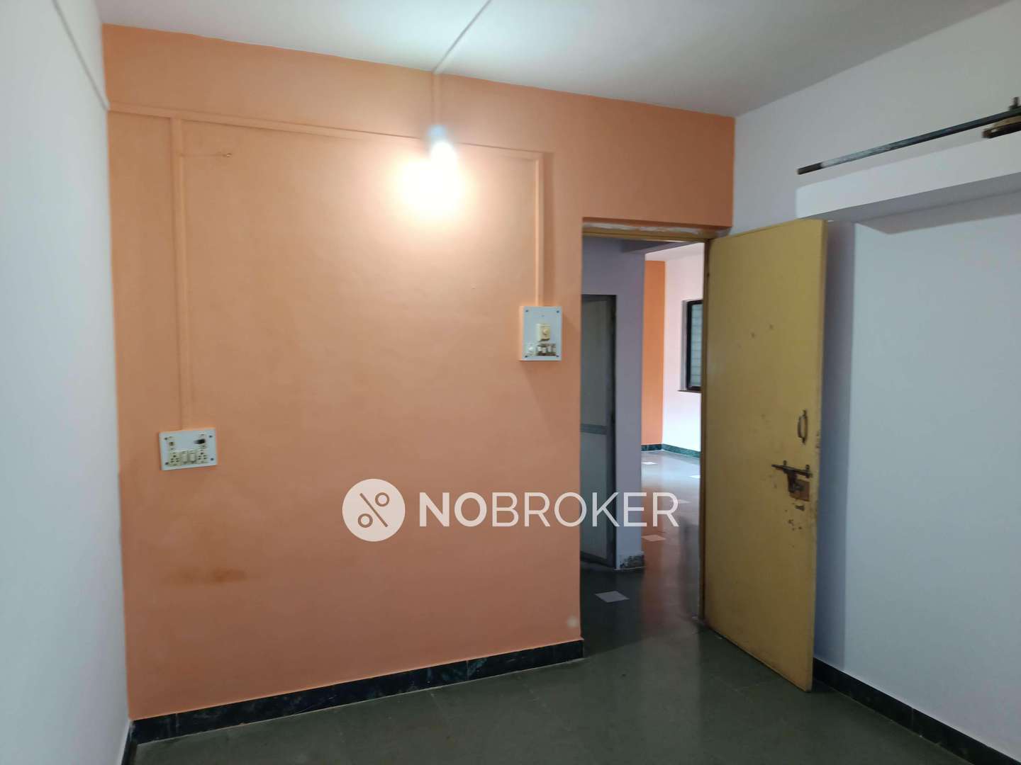 1 BHK Flat In Kamthe Complex For Sale  In Pimple Nilakh