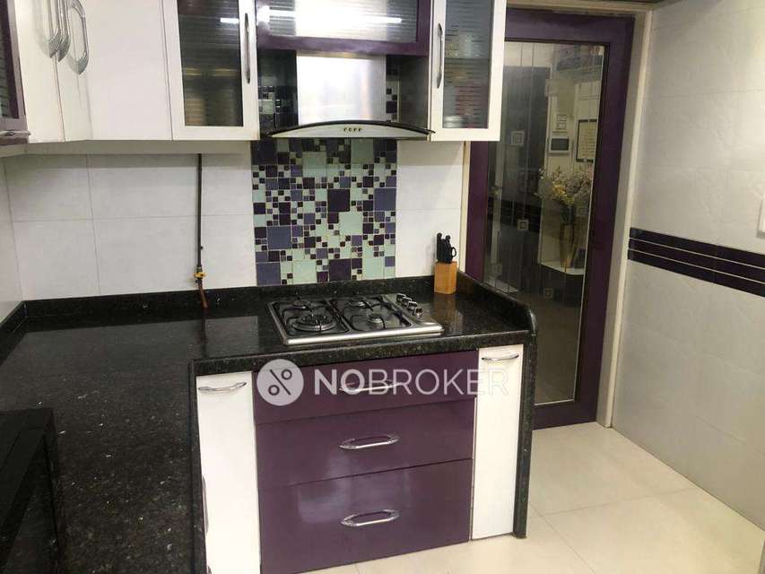 2 BHK Flat In Meenakshi Apartment  For Sale  In Malad West