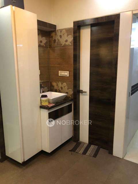 2 BHK Flat In Meenakshi Apartment  For Sale  In Malad West