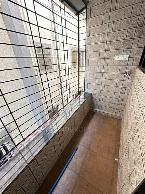 1 BHK House for Rent  In Mundhwa