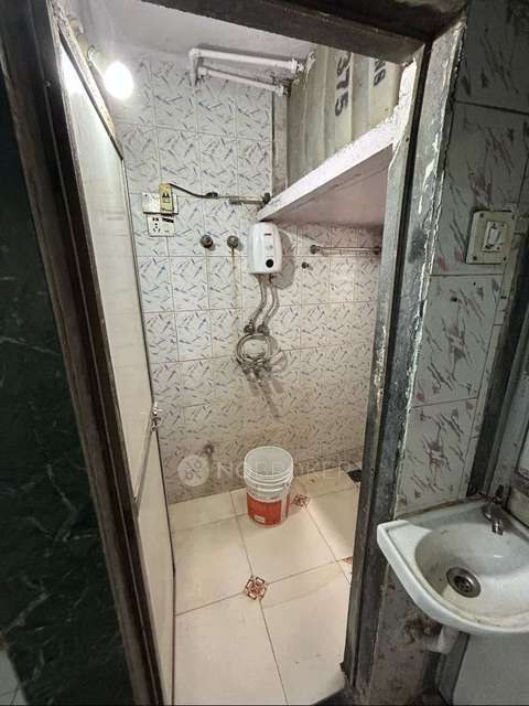 1 RK Flat In Rajesh Chs For Sale  In Jogeshwari East