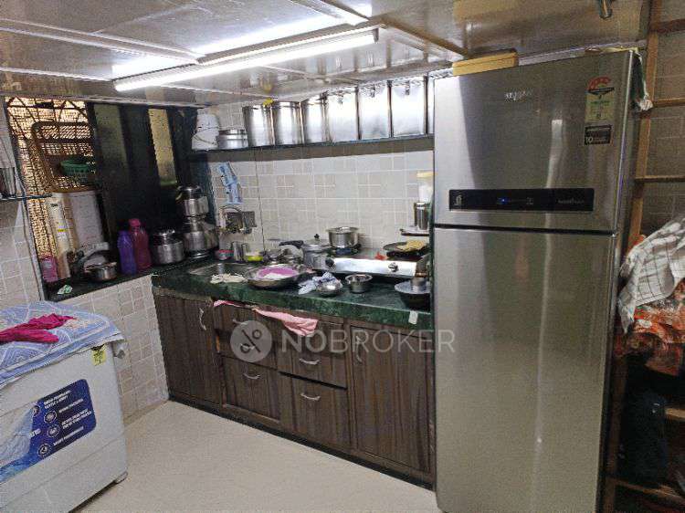 1 RK Flat In Sankalp Siddhi Building, Grant Road For Sale  In Grant Road