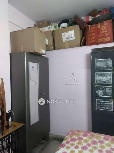 2 BHK Flat In Shivam Apartment For Sale  In West Marredpally