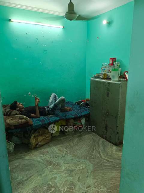 2 BHK Flat In Builder Floor For Sale  In Mayur Vihar 