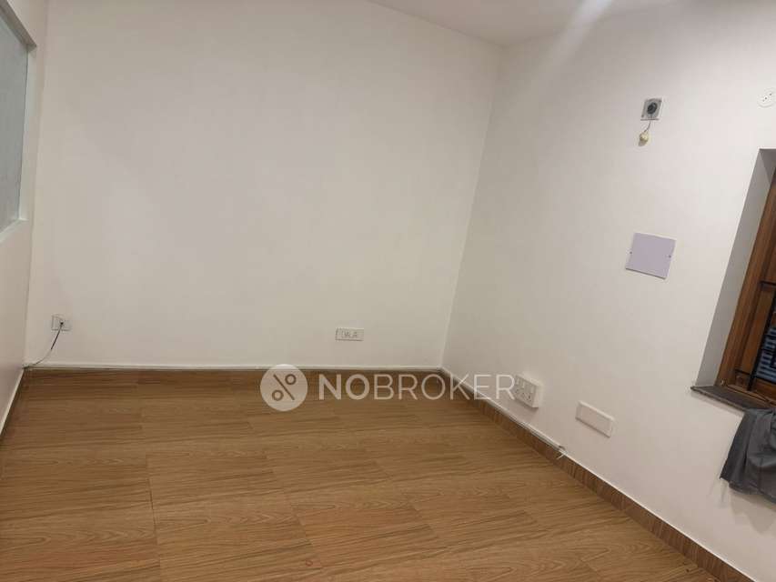 Office Space in Ambattur Industrial Estate, Chennai for Rent 