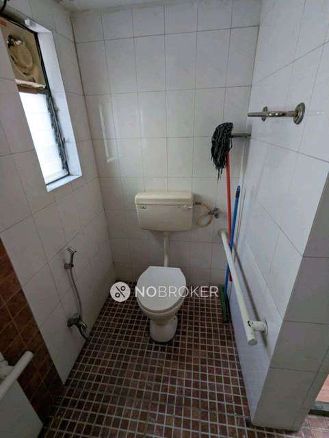 1 BHK Flat In Wadekar Building for Rent  In Ferguson College