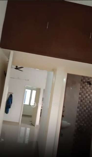 3 BHK Flat In Right Angle Four Stones For Sale  In Singaperumal Koil