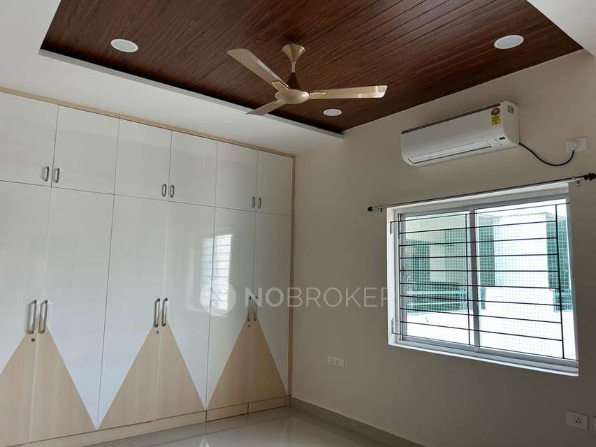3 BHK Flat In Sri Sairam Towers for Rent  In Hafeezpet