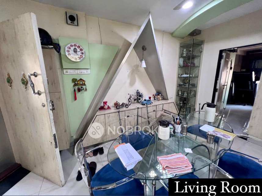 3 BHK Flat In Vinod Apartment For Sale  In Tardeo