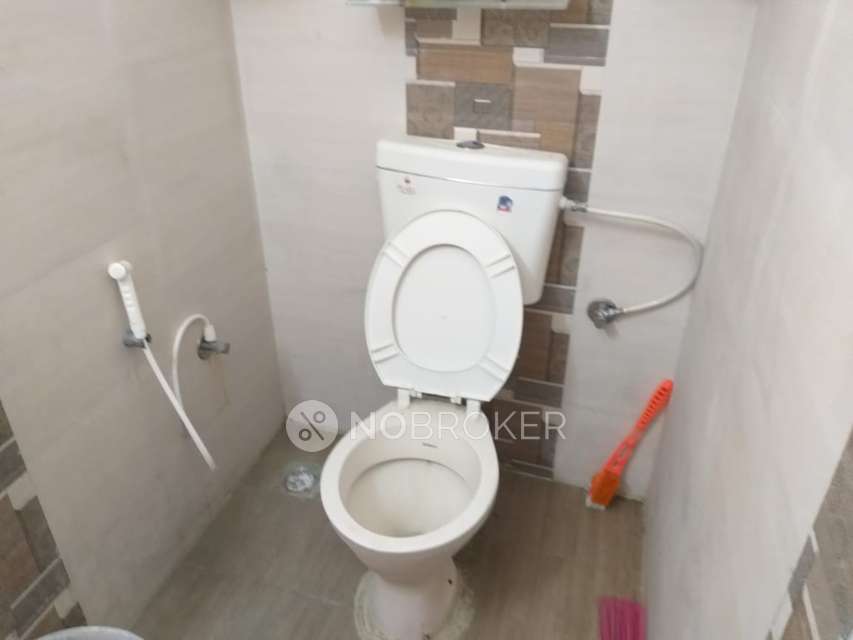 2 BHK Flat In Prabhavathi Ridge For Sale  In Hulimavu