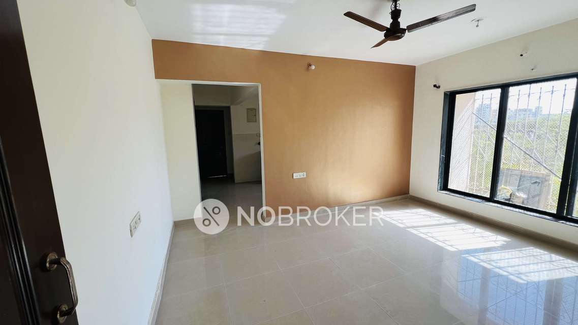 2 BHK Flat In Aastha Ii Co-operative Housing Society For Sale  In Govandi East