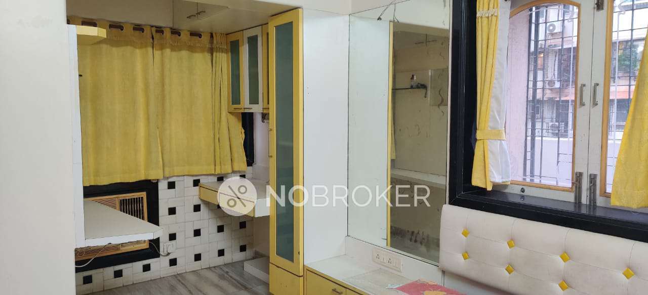 2 BHK Flat In Silver Apartments For Sale  In Prabhadevi