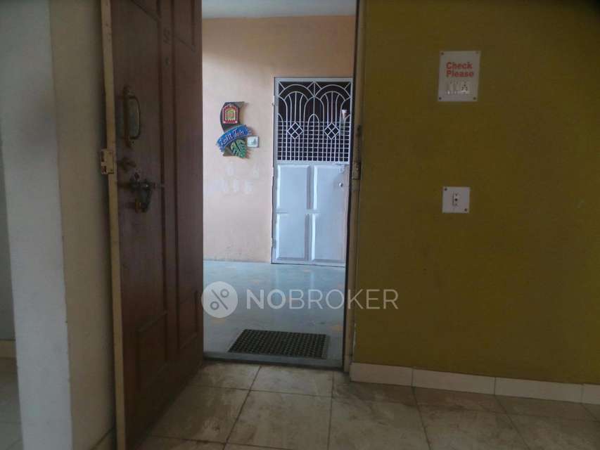 2 BHK Flat In Manik Moti Complex for Rent  In Katraj