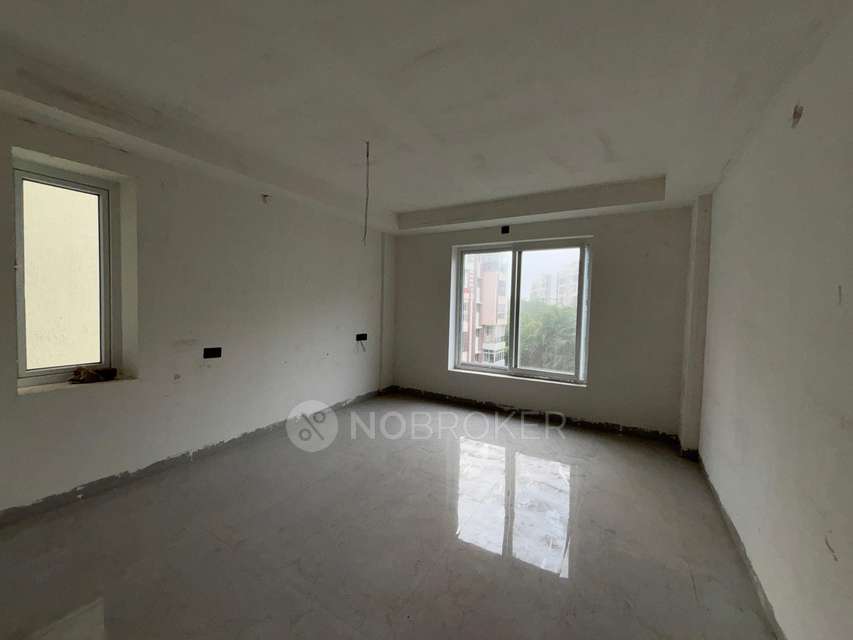 3 BHK Flat In Crystal Builders & Developers For Sale  In Yapral