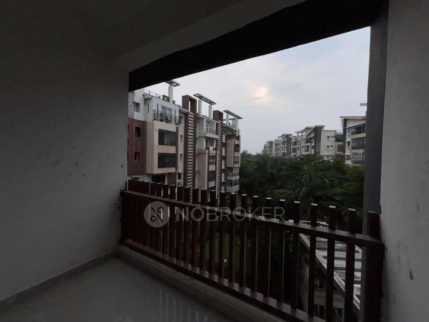 3 BHK Flat In Crystal Builders & Developers For Sale  In Yapral