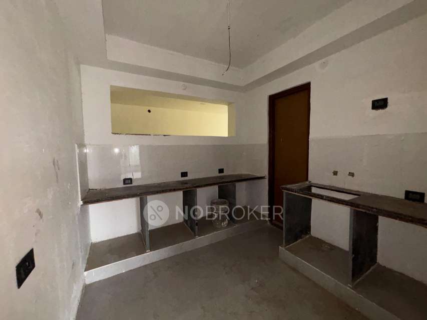 3 BHK Flat In Crystal Builders & Developers For Sale  In Yapral