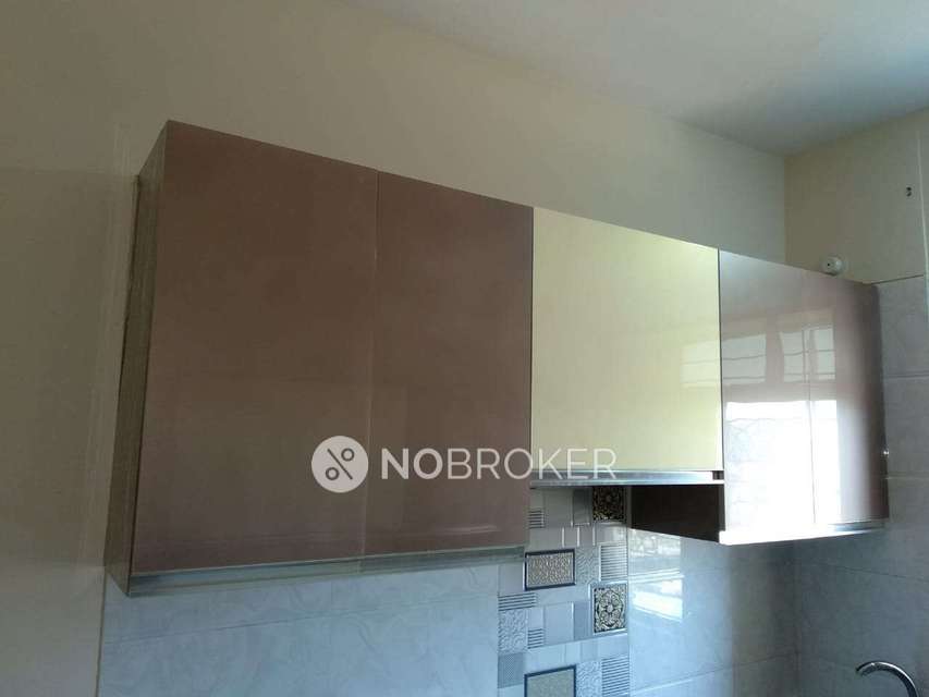 2 BHK Flat In Metro Highland For Sale  In Dattanagar