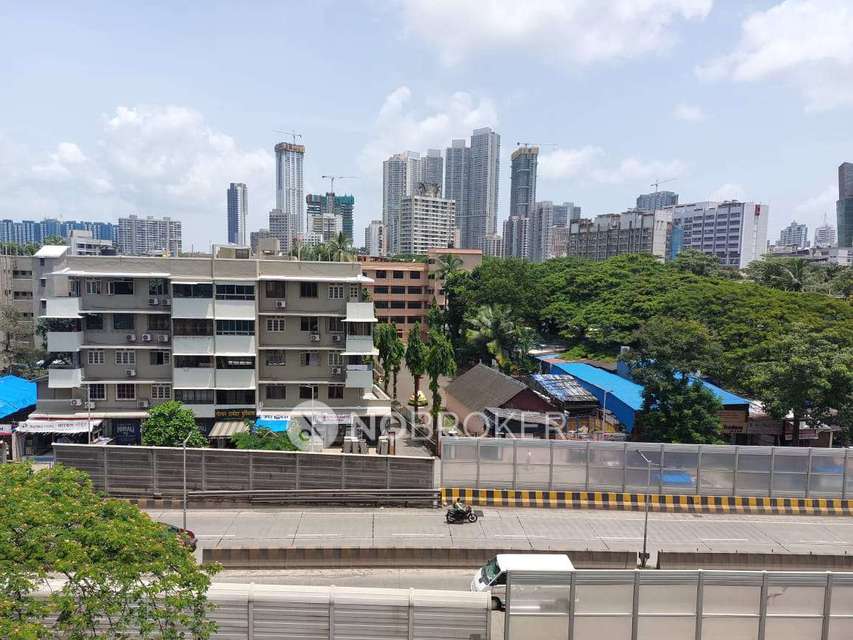 2 BHK Flat In Abhinandan Chs For Sale  In Dadar East