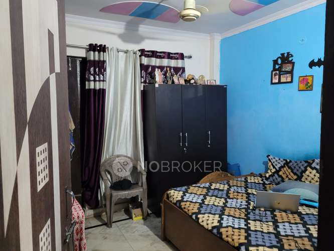 sagarpur West Sagarpur Without Brokerage Semifurnished 2 BHK Flat
