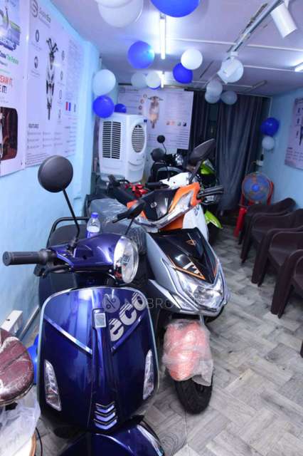 Shop in Rs Nimkar Marg, Mumbai for Rent 