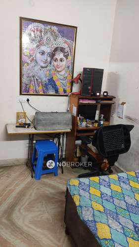 3 BHK Flat In Standalone Building  For Sale  In Govindpuri
