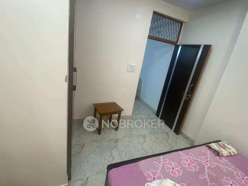 1 BHK Flat For Sale  In West Patel Nagar