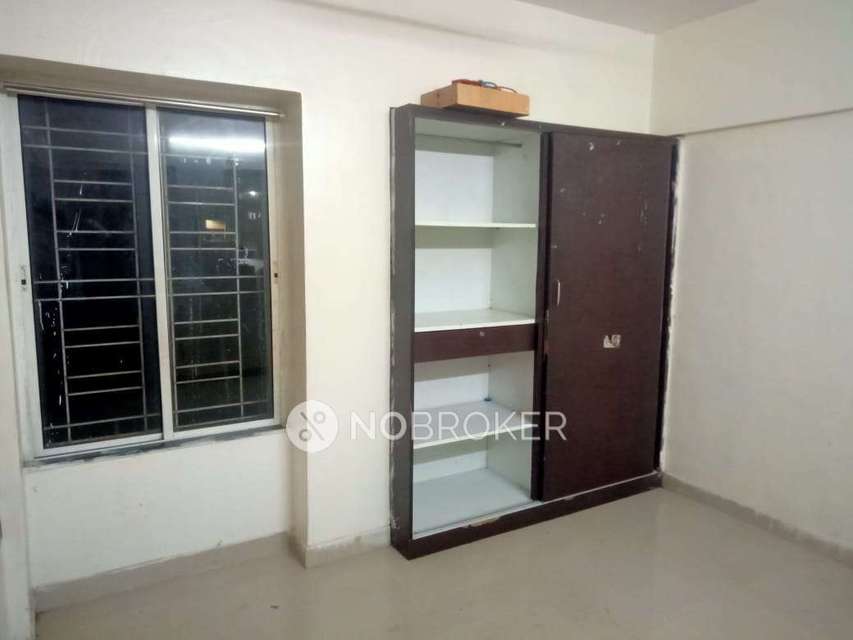 1 BHK Flat In Dodke Monarch Housing Society for Rent  In Warje 