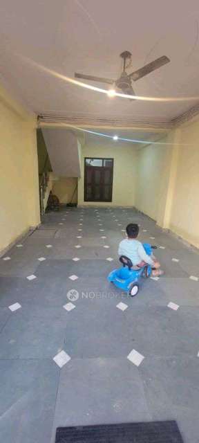 2 BHK Flat In Shan Apartment For Sale  In Madanpur Khadar