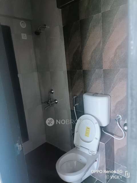 2 BHK Flat In Haware Estate Dahlia For Sale  In Thane West