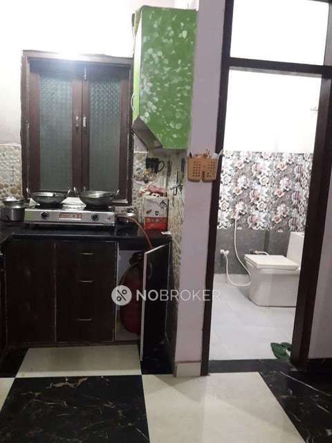 2 BHK Flat For Sale  In Mohan Garden Police Station