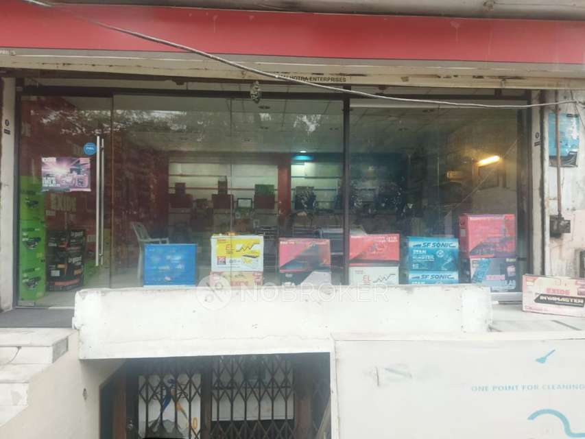 Shop in  Vaishali, Ghaziabad for Rent 