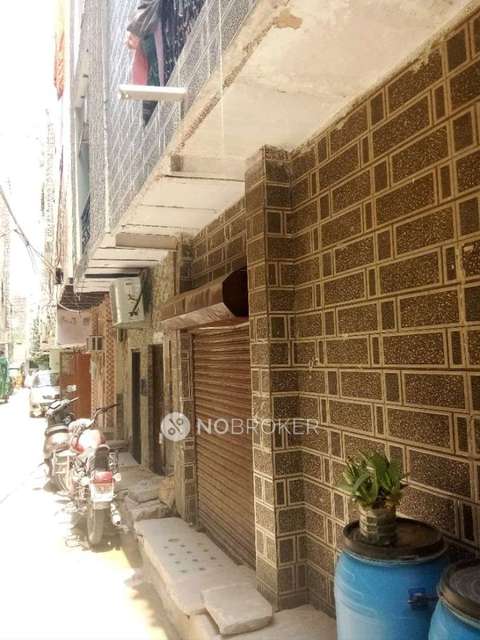 1 RK Flat In Standalone Building  for Rent  In Hauz Khas