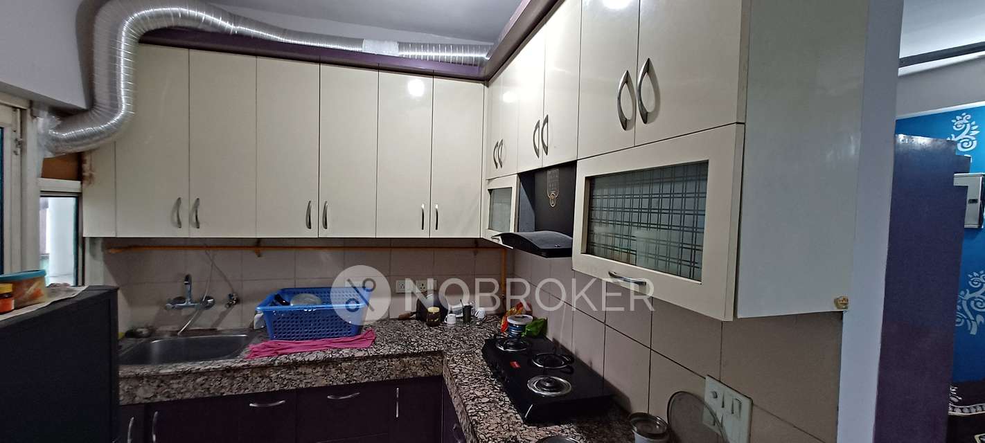 3 BHK Flat In Panchsheel Greens 1 For Sale  In Greno West