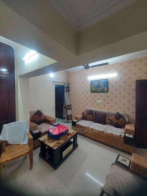 2 BHK Flat In Ekta Enclave, Peeragarhi Village For Sale  In Paschim Vihar