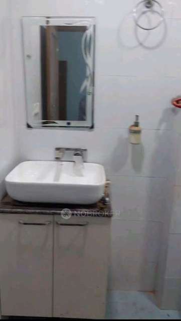 2 BHK Flat In Ekta Enclave, Peeragarhi Village For Sale  In Paschim Vihar