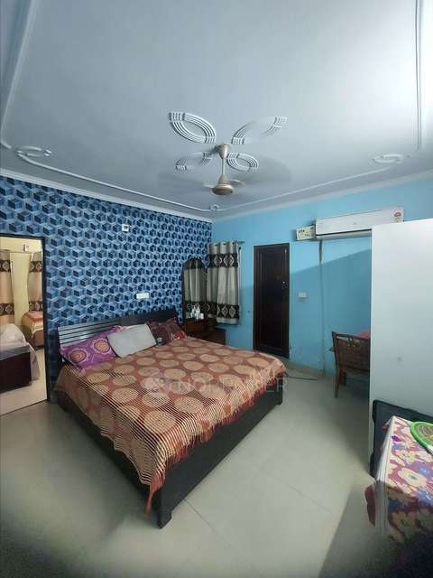2 BHK Flat In Ekta Enclave, Peeragarhi Village For Sale  In Paschim Vihar